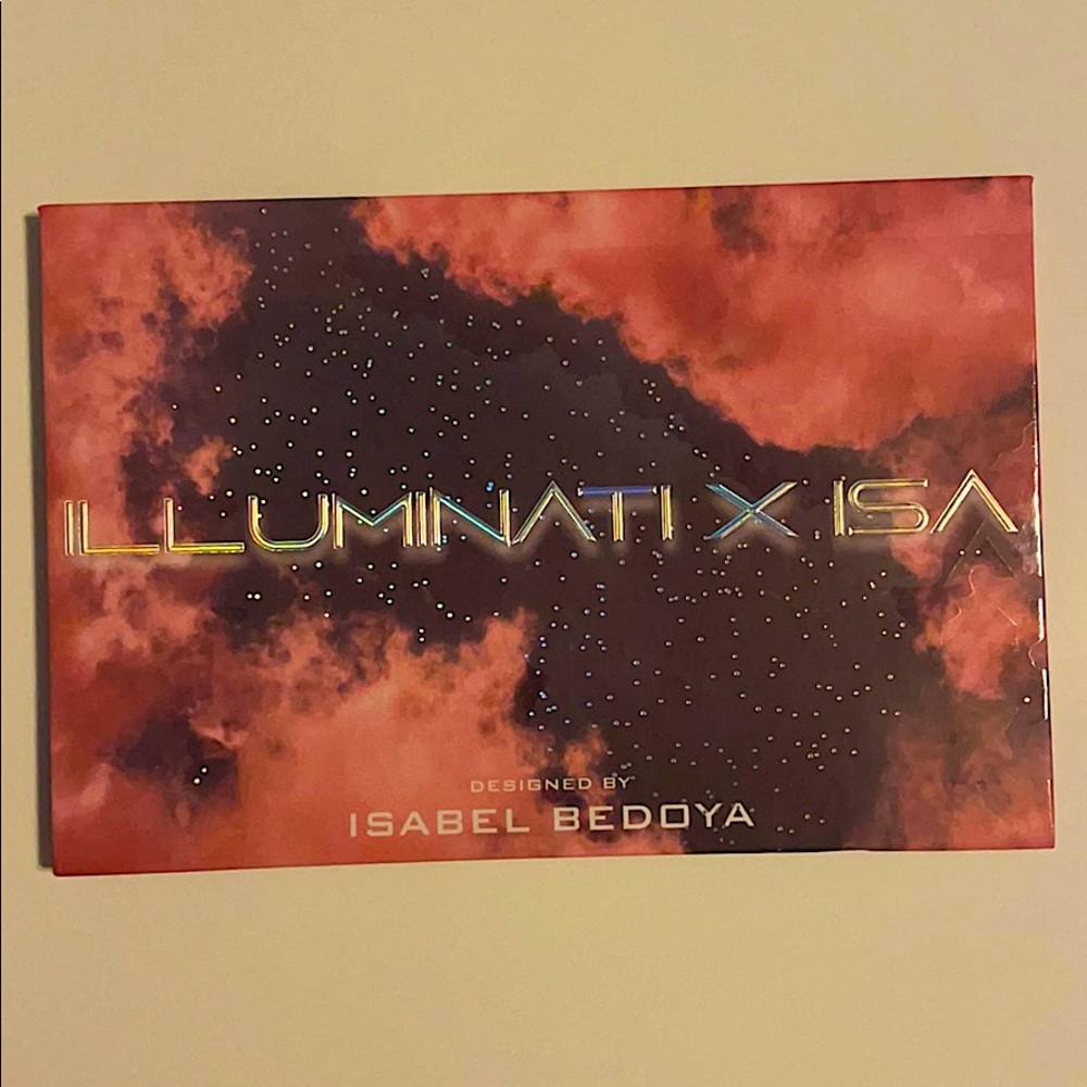 Illuminati X Isa eyeshadow palette